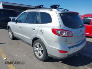 2011 Hyundai Santa Fe Limited с VIN 5XYZK4AG0BG048972, выставлен на аукционе IAAI как лот 43068701 с пробегом 215 412 миль миль и . История ставок и продаж доступна на DreamBid. Изображение 3.