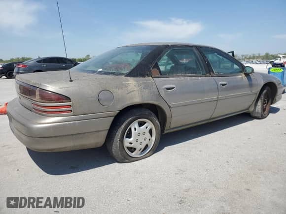 1997 Dodge Intrepid z VIN 2B3HD46F9VH751533, wystawiony jako Copart lot #53497995 z przebiegiem 197 533 mil mil oraz Czysty tytuł • Clean title. Historia ofert i sprzedaży dostępna na DreamBid. Obrazek 3.
