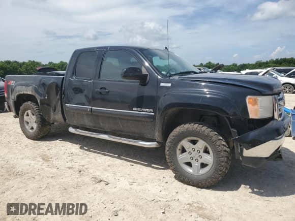 2011 GMC Sierra 1500 SLT with VIN 1GTR2WE39BZ227807, listed as a Copart auction lot 62235695 with 182,327 mi miles and Salvage title. Bid and sale history available at DreamBid. Image 4.
