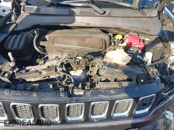 2021 Jeep Compass Limited z VIN 3C4NJCCB1MT522534, wystawiony jako IAAI lot #42689845 z przebiegiem 101 371 mil mil oraz . Historia ofert i sprzedaży dostępna na DreamBid. Obrazek 10.