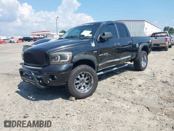 2007 Dodge 1500 SLT with VIN 1D7HA18297S211522, listed as a IAAI auction lot 43260275 with 227,175 mi miles and . Bid and sale history available at DreamBid. Image 19.