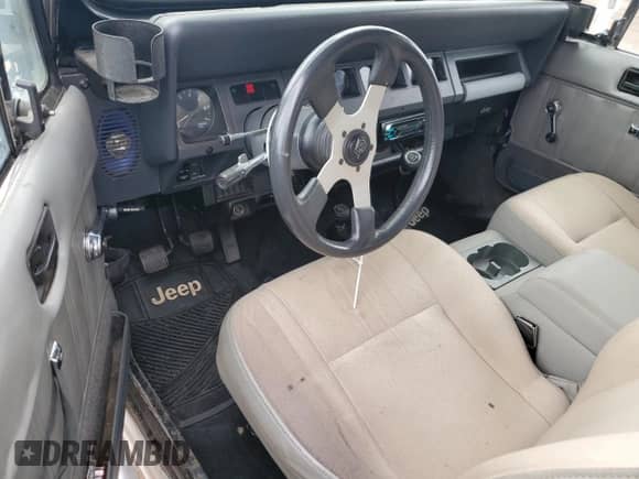 1988 Jeep Wrangler с VIN 2BCCV8143JB541883, выставлен на аукционе Copart как лот 62228185 с пробегом 156 899 миль миль и Чистый • Clean title. История ставок и продаж доступна на DreamBid. Изображение 8.