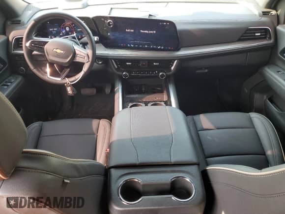 2025 Chevrolet Tahoe Premier с VIN 1GNS6SRD2SR124057, выставлен на аукционе Copart как лот 58438765 с пробегом 10 441 миль миль и Чистый • Clean title. История ставок и продаж доступна на DreamBid. Изображение 8.