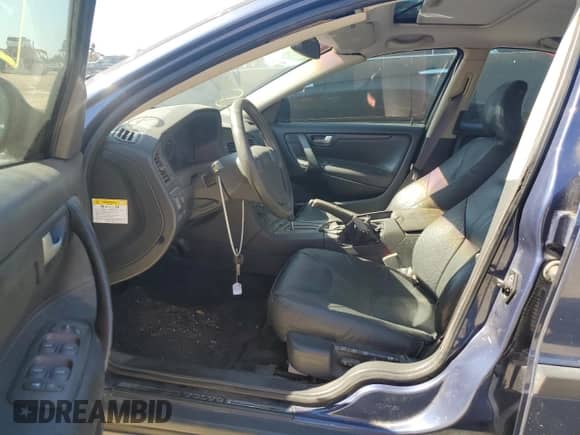 2001 Volvo S60 с VIN YV1RS61N312002131, выставлен на аукционе Copart как лот 66033003 с пробегом 271 663 миль миль и Списание • Salvage title. История ставок и продаж доступна на DreamBid. Изображение 7.