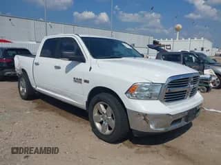 2017 Ram 1500 Lone Star z VIN 1C6RR6LTXHS536418, wystawiony jako IAAI lot #43237445 z przebiegiem 180 509 mil mil oraz . Historia ofert i sprzedaży dostępna na DreamBid. Obrazek 1.