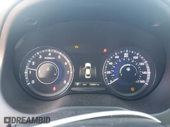 2014 Hyundai Azera Limited с VIN KMHFH4JG9EA342839, выставлен на аукционе Copart как лот 81852625 с пробегом 130 561 миль миль и Чистый • Clean title. История ставок и продаж доступна на DreamBid. Изображение 9.