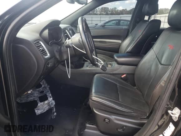 2015 Dodge Durango R/T z VIN 1C4SDHCT3FC786515, wystawiony jako Copart lot #84657085 z przebiegiem 144 014 mil mil oraz Czysty tytuł • Clean title. Historia ofert i sprzedaży dostępna na DreamBid. Obrazek 7.