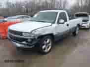 2000 Chevrolet Silverado 1500 with VIN 1GCEC14W0YE199633, listed as a IAAI auction lot 41465837 with 241,159 mi miles and . Bid and sale history available at DreamBid. Image 2.
