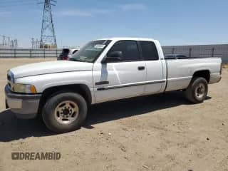 2000 Dodge 2500 with VIN 1B7KC2361YJ134985, listed as a Copart auction lot 60358255 with 257,632 mi miles and Salvage title. Bid and sale history available at DreamBid. Image 1.