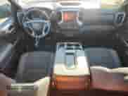 2020 Chevrolet Silverado 1500 LT z VIN 3GCPWCEK3LG327338, wystawiony jako Copart lot #81521555 z przebiegiem 87 907 mil mil oraz Szkoda całkowita • Salvage title. Historia ofert i sprzedaży dostępna na DreamBid. Obrazek 8.