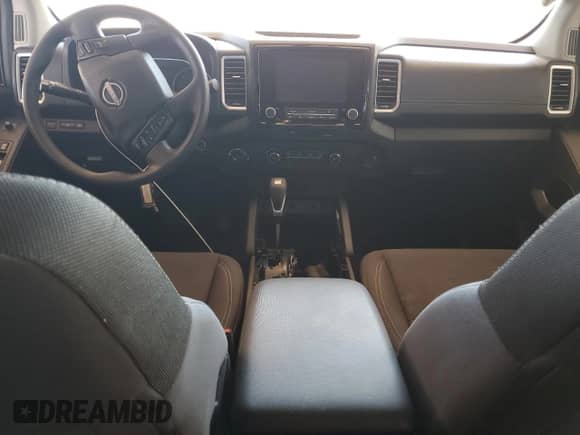 2023 Nissan Frontier SV with VIN 1N6ED1EK1PN668409, listed as a Copart auction lot 84835755 with 32,520 mi miles and Salvage title. Bid and sale history available at DreamBid. Image 8.