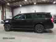 2022 Chevrolet Suburban Z71 с VIN 1GNSKDKD9NR250938, выставлен на аукционе IAAI как лот 41869425 с пробегом 77 214 миль миль и . История ставок и продаж доступна на DreamBid. Изображение 15.