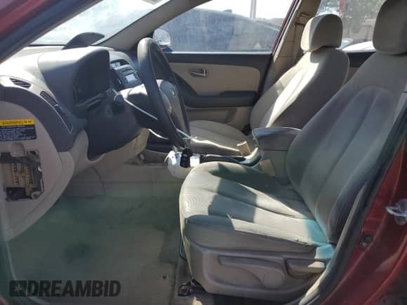 2008 Hyundai Elantra GLS с VIN KMHDU46D08U298198, выставлен на аукционе Copart как лот 80014815 с пробегом 258 195 миль миль и Чистый • Clean title. История ставок и продаж доступна на DreamBid. Изображение 7.