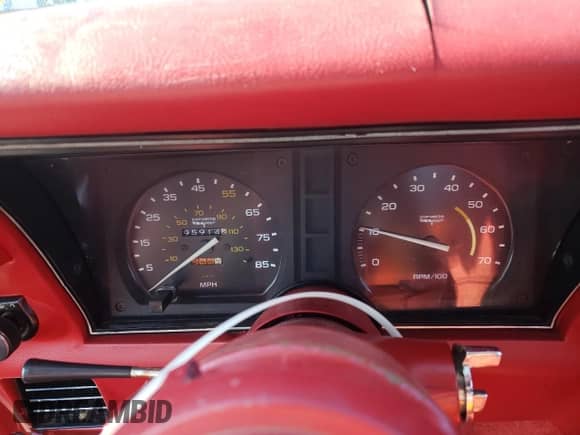 1981 Chevrolet Corvette с VIN 1G1AY8766BS415278, выставлен на аукционе Copart как лот 69977525 с пробегом 929 142 миль миль и Списание • Salvage title. История ставок и продаж доступна на DreamBid. Изображение 9.