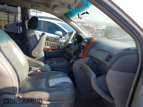 2005 Toyota Sienna XLE Limited with VIN 5TDZA22C75S289728, listed as a IAAI auction lot 43248565 with Not provided miles and . Bid and sale history available at DreamBid. Image 5.