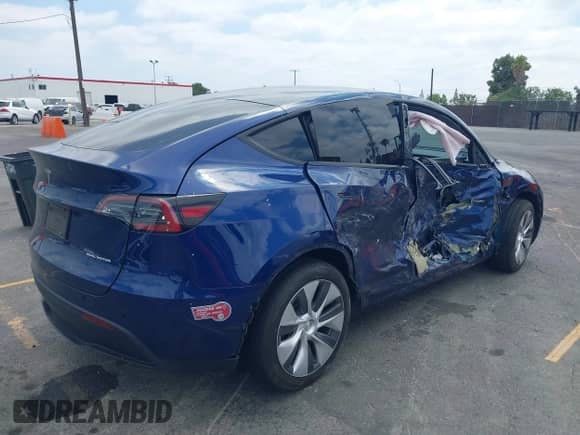 2023 Tesla Model Y Long Range с VIN 7SAYGDEE4PA146570, выставлен на аукционе IAAI как лот 42803265 с пробегом 33 836 миль миль и . История ставок и продаж доступна на DreamBid. Изображение 4.