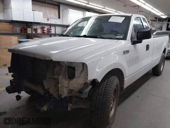 2007 Ford F-150 XL z VIN 1FTRF12W47KD12270, wystawiony jako IAAI lot #42565604 z przebiegiem 230 140 mil mil oraz . Historia ofert i sprzedaży dostępna na DreamBid. Obrazek 2.