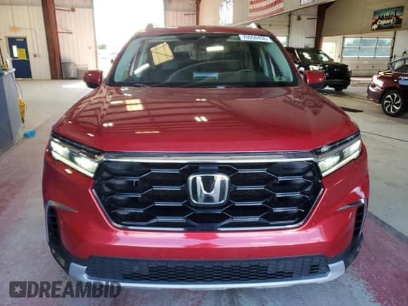 2023 Honda Pilot Touring with VIN 5FNYG1H73PB023953, listed as a Copart auction lot 70050455 with 45,315 mi miles and Salvage title. Bid and sale history available at DreamBid. Image 5.