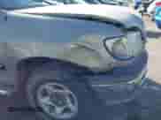 2001 Toyota Tundra SR5 с VIN 5TBRN34121S166363, выставлен на аукционе IAAI как лот 43528624 с пробегом 347 719 миль миль и . История ставок и продаж доступна на DreamBid. Изображение 12.