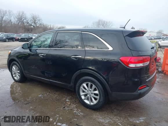 2018 Kia Sorento LX with VIN 5XYPG4A30JG429063, listed as a IAAI auction lot 41722140 with 136,147 mi miles and . Bid and sale history available at DreamBid. Image 15.