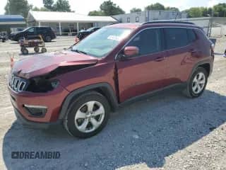2021 Jeep Compass Latitude z VIN 3C4NJCBB2MT552997, wystawiony jako Copart lot #67470435 z przebiegiem 105 862 mil mil oraz Szkoda całkowita • Salvage title. Historia ofert i sprzedaży dostępna na DreamBid. Obrazek 1.
