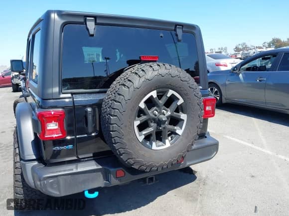 2024 Jeep Wrangler Rubicon с VIN 1C4RJXR63RW167211, выставлен на аукционе IAAI как лот 42306238 с пробегом 14 770 миль миль и . История ставок и продаж доступна на DreamBid. Изображение 16.