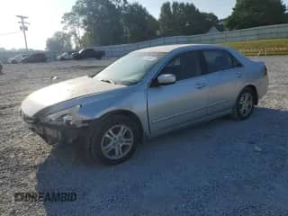2006 Honda Accord LX SE with VIN 1HGCM56376A032285, listed as a Copart auction lot 81729165 with 201,789 mi miles and Salvage title. Bid and sale history available at DreamBid. Image 1.