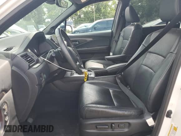 2019 Honda Passport EX-L z VIN 5FNYF7H5XKB011246, wystawiony jako Copart lot #64732245 z przebiegiem 54 201 mil mil oraz Szkoda całkowita • Salvage title. Historia ofert i sprzedaży dostępna na DreamBid. Obrazek 7.