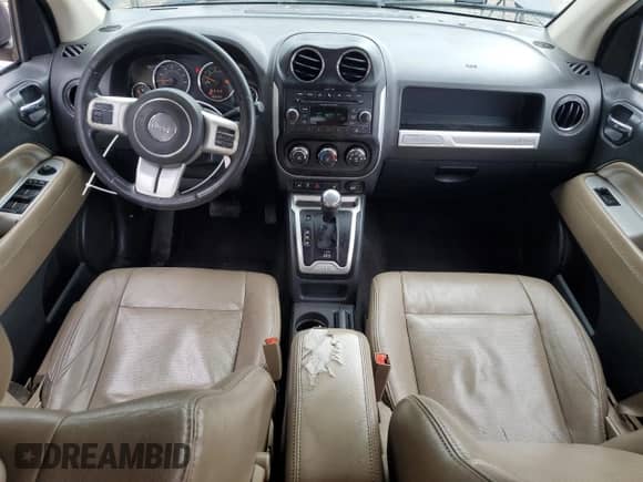 2015 Jeep Compass High Altitude с VIN 1C4NJCEA5FD171737, выставлен на аукционе Copart как лот 56751855 с пробегом 166 465 миль миль и Списание • Salvage title. История ставок и продаж доступна на DreamBid. Изображение 8.