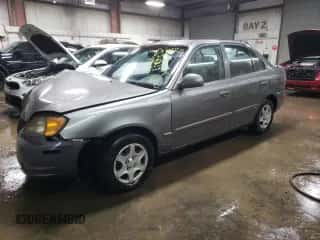 2004 Hyundai Accent GL с VIN KMHCG45C24U564570, выставлен на аукционе Copart как лот 82090484 с пробегом 69 000 миль миль и Списание • Salvage title. История ставок и продаж доступна на DreamBid. Изображение 1.