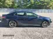 2019 Toyota Camry SE z VIN 4T1B11HK9KU261801, wystawiony jako IAAI lot #43351848 z przebiegiem 83 676 mil mil oraz . Historia ofert i sprzedaży dostępna na DreamBid. Obrazek 13.