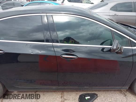 2017 Chevrolet Cruze Premier с VIN 3G1BF6SM2HS603670, выставлен на аукционе IAAI как лот 42523201 с пробегом 177 537 миль миль и . История ставок и продаж доступна на DreamBid. Изображение 13.