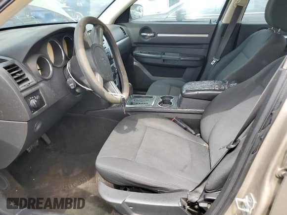 2009 Dodge Charger SE с VIN 2B3KA43D19H593518, выставлен на аукционе Copart как лот 71162054 с пробегом 214 363 миль миль и Чистый • Clean title. История ставок и продаж доступна на DreamBid. Изображение 7.