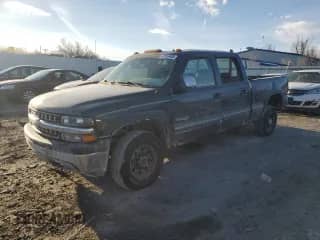 2001 Chevrolet Silverado 1500HD LS с VIN 1GCGK13U71F181268, выставлен на аукционе Copart как лот 42863455 с пробегом 131 172 миль миль и Чистый • Clean title. История ставок и продаж доступна на DreamBid. Изображение 1.