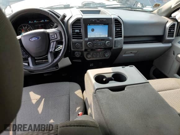 2018 Ford F-150 XL z VIN 1FTFX1E55JFB53181, wystawiony jako Copart lot #71408005 z przebiegiem 120 072 mil mil oraz Szkoda całkowita • Salvage title. Historia ofert i sprzedaży dostępna na DreamBid. Obrazek 8.