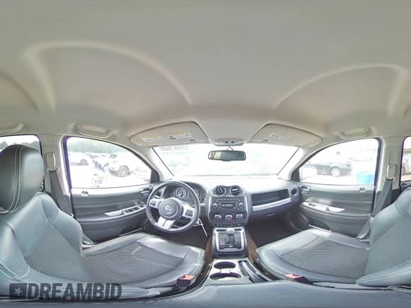 2016 Jeep Compass Latitude z VIN 1C4NJCEB2GD651387, wystawiony jako Copart lot #69041605 z przebiegiem 114 907 mil mil oraz Szkoda całkowita • Salvage title. Historia ofert i sprzedaży dostępna na DreamBid. Obrazek 16.
