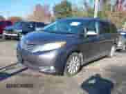 2013 Toyota Sienna XLE AAS with VIN 5TDYK3DC4DS338782, listed as a IAAI auction lot 40951306 with 149,428 mi miles and . Bid and sale history available at DreamBid. Image 2.