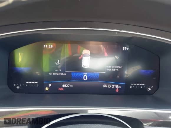 2024 Volkswagen Tiguan SE with VIN 3VVNB7AX4RM198923, listed as a IAAI auction lot 42312597 with 6,827 mi miles and . Bid and sale history available at DreamBid. Image 7.