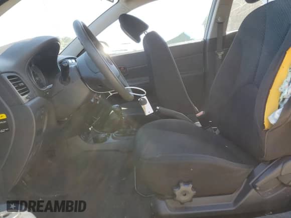 2010 Hyundai Accent GS z VIN KMHCM3AC8AU175128, wystawiony jako Copart lot #48041105 z przebiegiem 55 444 mil mil oraz Szkoda całkowita • Salvage title. Historia ofert i sprzedaży dostępna na DreamBid. Obrazek 7.