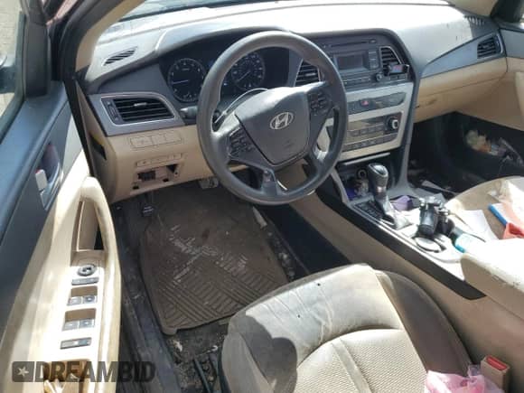 2015 Hyundai Sonata SE with VIN 5NPE24AF8FH146815, listed as a Copart auction lot 82354025 with 176,192 mi miles and Clean title. Bid and sale history available at DreamBid. Image 8.