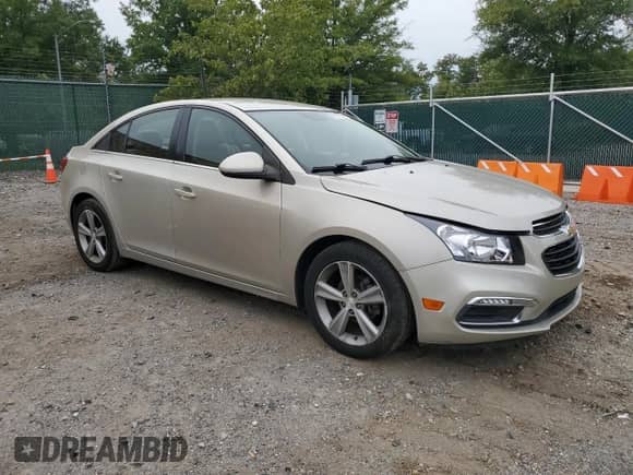 2016 Chevrolet Cruze LT z VIN 1G1PF5SB8G7134306, wystawiony jako Copart lot #84029885 z przebiegiem 116 863 mil mil oraz Szkoda całkowita • Salvage title. Historia ofert i sprzedaży dostępna na DreamBid. Obrazek 4.