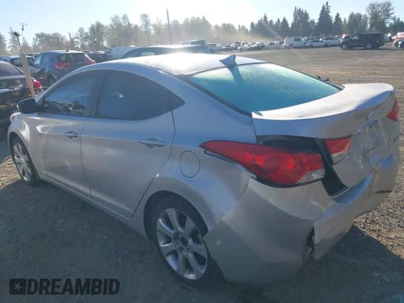 2013 Hyundai Elantra GLS z VIN KMHDH4AE8DU750834, wystawiony jako IAAI lot #43459340 z przebiegiem 143 905 mil mil oraz . Historia ofert i sprzedaży dostępna na DreamBid. Obrazek 3.