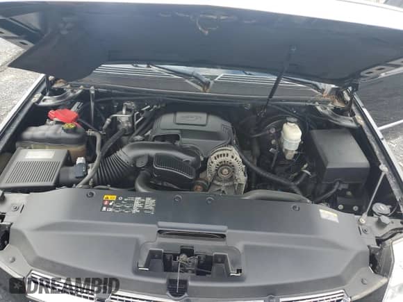 2013 Cadillac Escalade ESV Luxury с VIN 1GYS4HEF5DR156765, выставлен на аукционе Copart как лот 64745735 с пробегом 151 531 миль миль и Чистый • Clean title. История ставок и продаж доступна на DreamBid. Изображение 12.