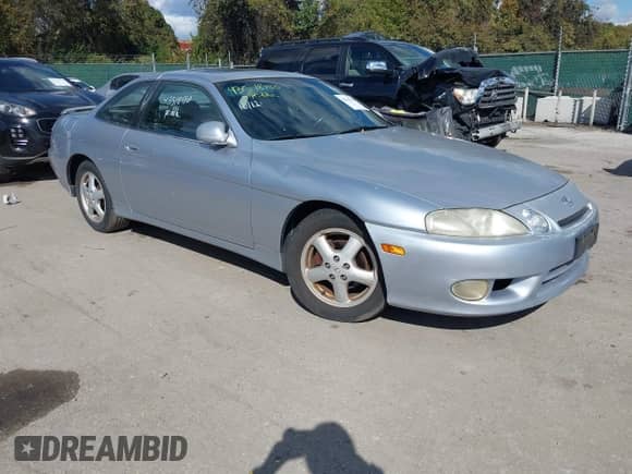 1998 Lexus SC 300 с VIN JT8CD32Z6W1003467, выставлен на аукционе IAAI как лот 43518180 с пробегом 234 679 миль миль и . История ставок и продаж доступна на DreamBid. Изображение 1.