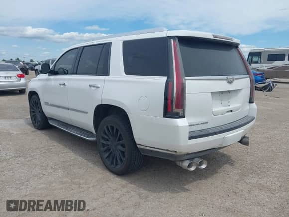 2016 Cadillac Escalade Luxury Collection with VIN 1GYS4BKJ9GR483552, listed as a IAAI auction lot 42223494 with 103,187 mi miles and . Bid and sale history available at DreamBid. Image 3.