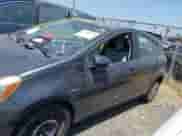 2016 Toyota Prius One z VIN JTDKDTB37G1130058, wystawiony jako IAAI lot #42499478 z przebiegiem 167 788 mil mil oraz . Historia ofert i sprzedaży dostępna na DreamBid. Obrazek 15.