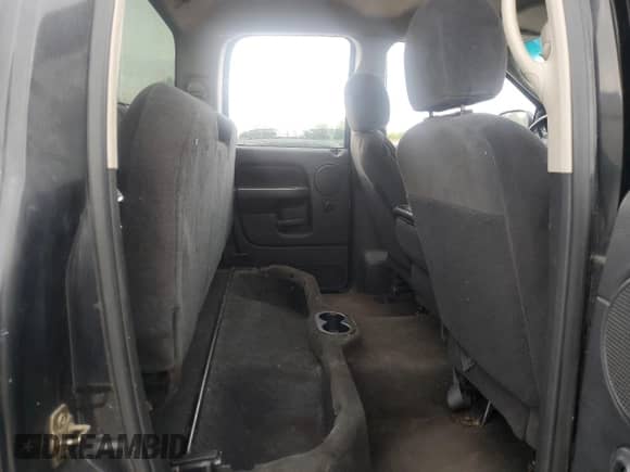 2003 Dodge 1500 ST z VIN 1D7HU18N23S240971, wystawiony jako Copart lot #66811585 z przebiegiem 282 910 mil mil oraz Czysty tytuł • Clean title. Historia ofert i sprzedaży dostępna na DreamBid. Obrazek 10.