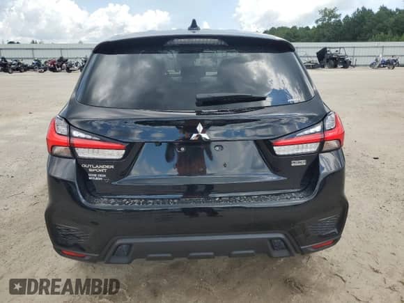 2024 Mitsubishi Outlander S с VIN JA4ARUAU5RU025673, выставлен на аукционе Copart как лот 68964445 с пробегом 7 657 миль миль и Списание • Salvage title. История ставок и продаж доступна на DreamBid. Изображение 6.