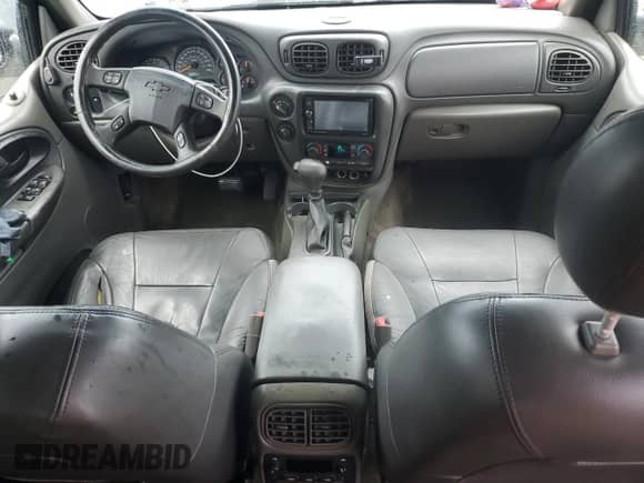 2002 Chevrolet TrailBlazer LT с VIN 1GNDT13S822512762, выставлен на аукционе Copart как лот 83960365 с пробегом 225 232 миль миль и Списание • Salvage title. История ставок и продаж доступна на DreamBid. Изображение 8.