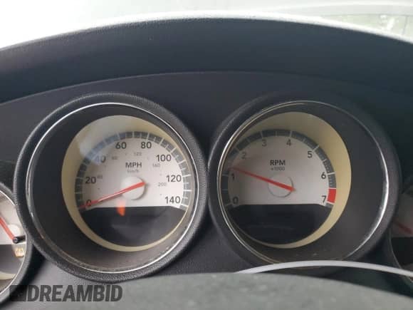 2008 Dodge Charger SXT z VIN 2B3LK33G28H280739, wystawiony jako Copart lot #71316154 z przebiegiem Nie podano mil oraz Nie do naprawy • Non repairable. Historia ofert i sprzedaży dostępna na DreamBid. Obrazek 9.